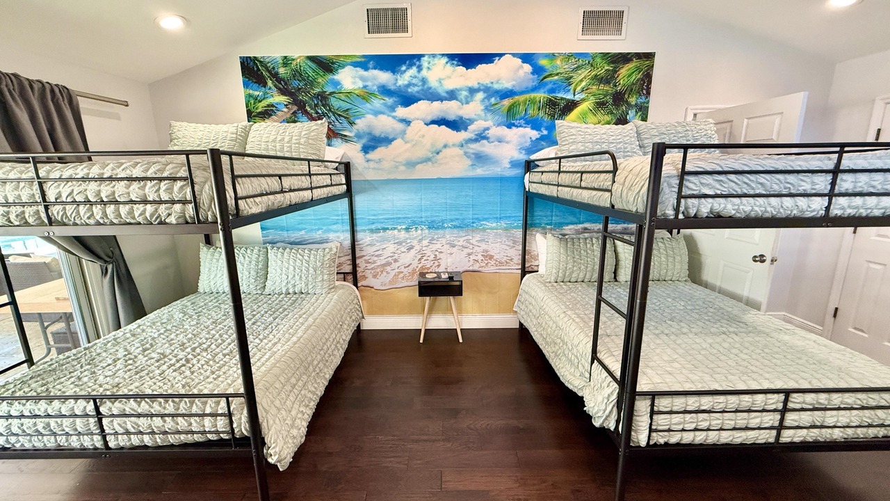 Photo of Bedroom in Bearss Plaza