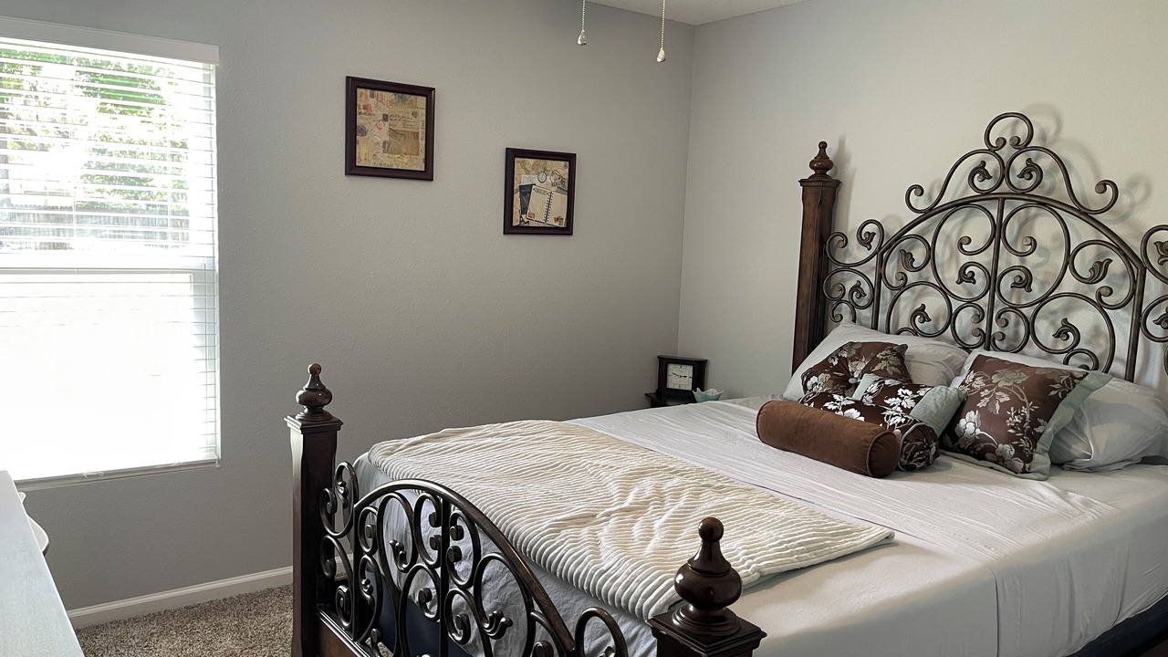 Photo of Bedroom in Fruit Cove