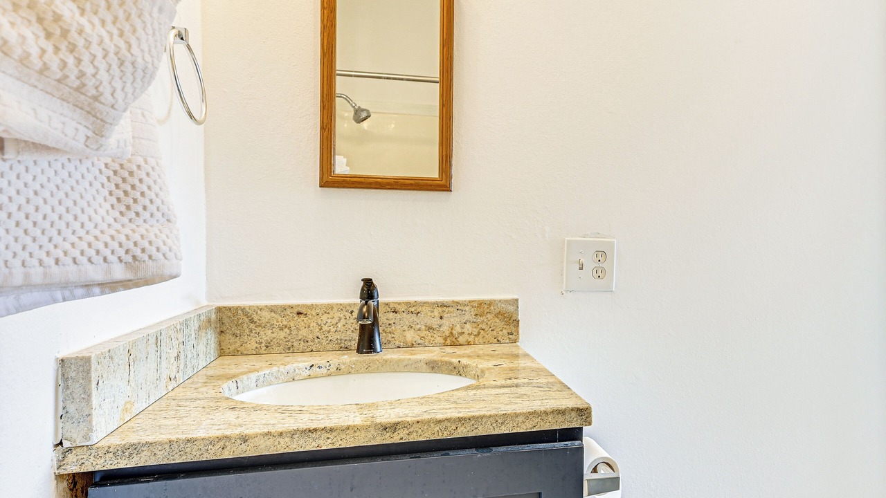 Photo of Bathroom in Hudson Beach Estates