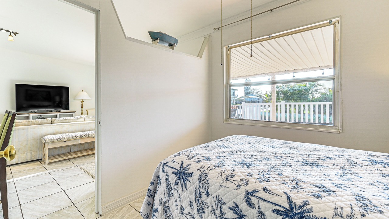 Photo of Bedroom in Hudson Beach Estates