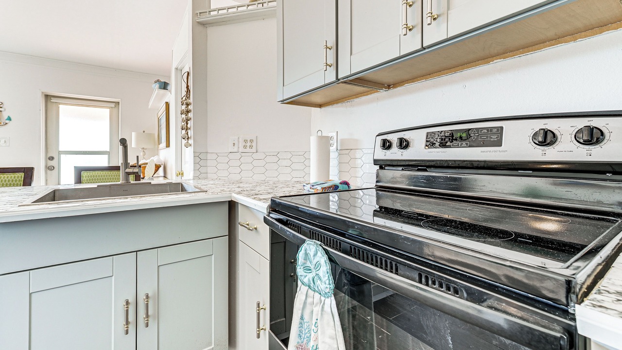 Photo of Kitchen in Hudson Beach Estates