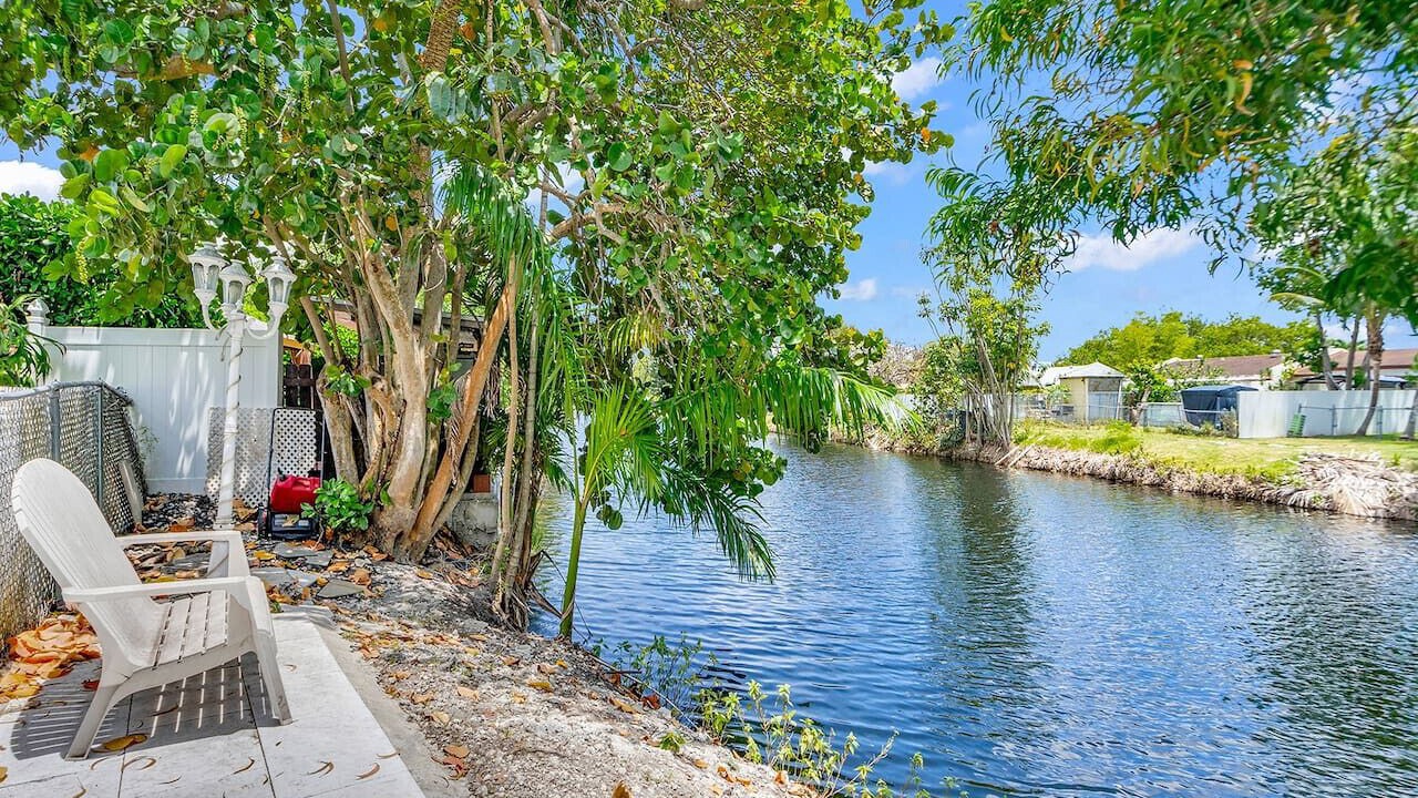 Photo of Outdoor in Kendale Lakes