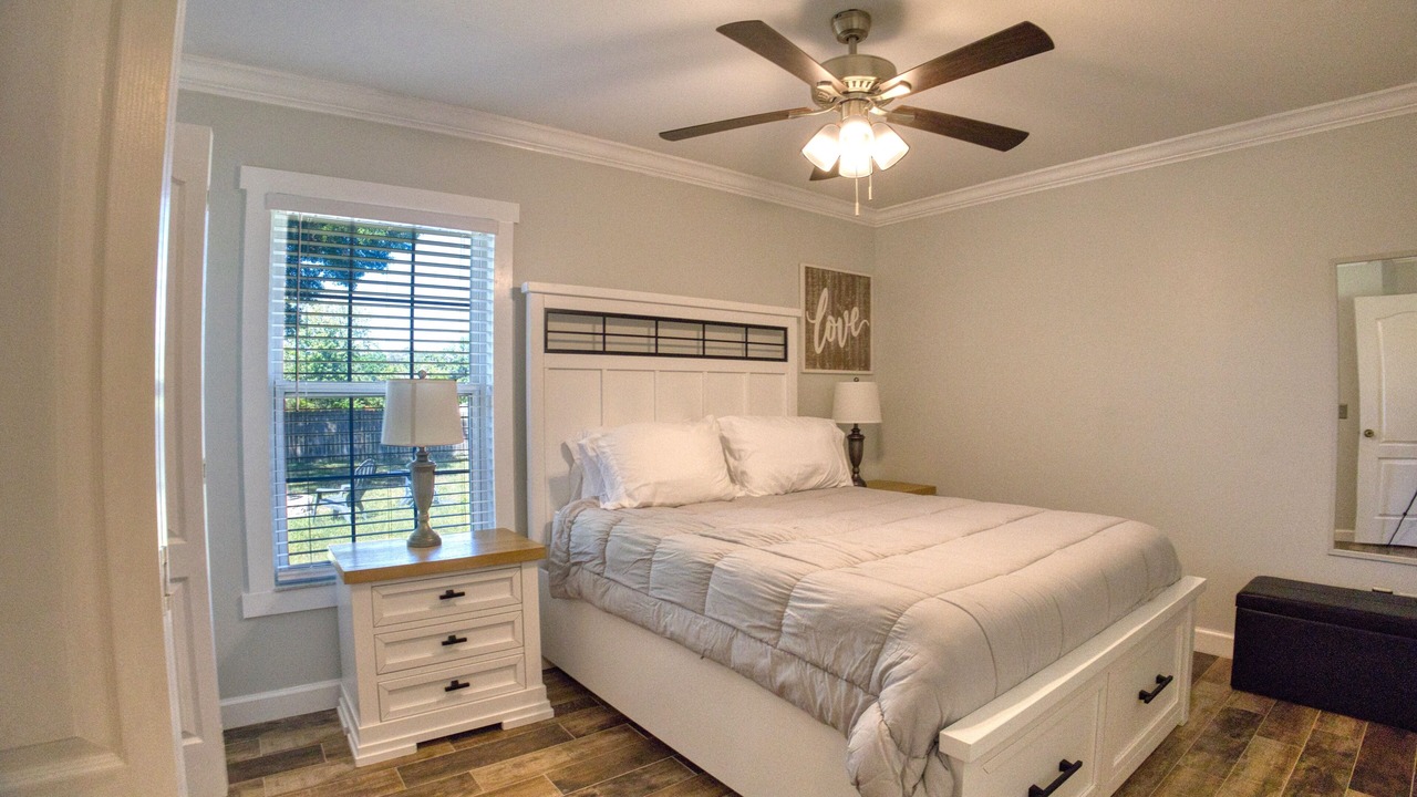 Photo of Bedroom in Lake City