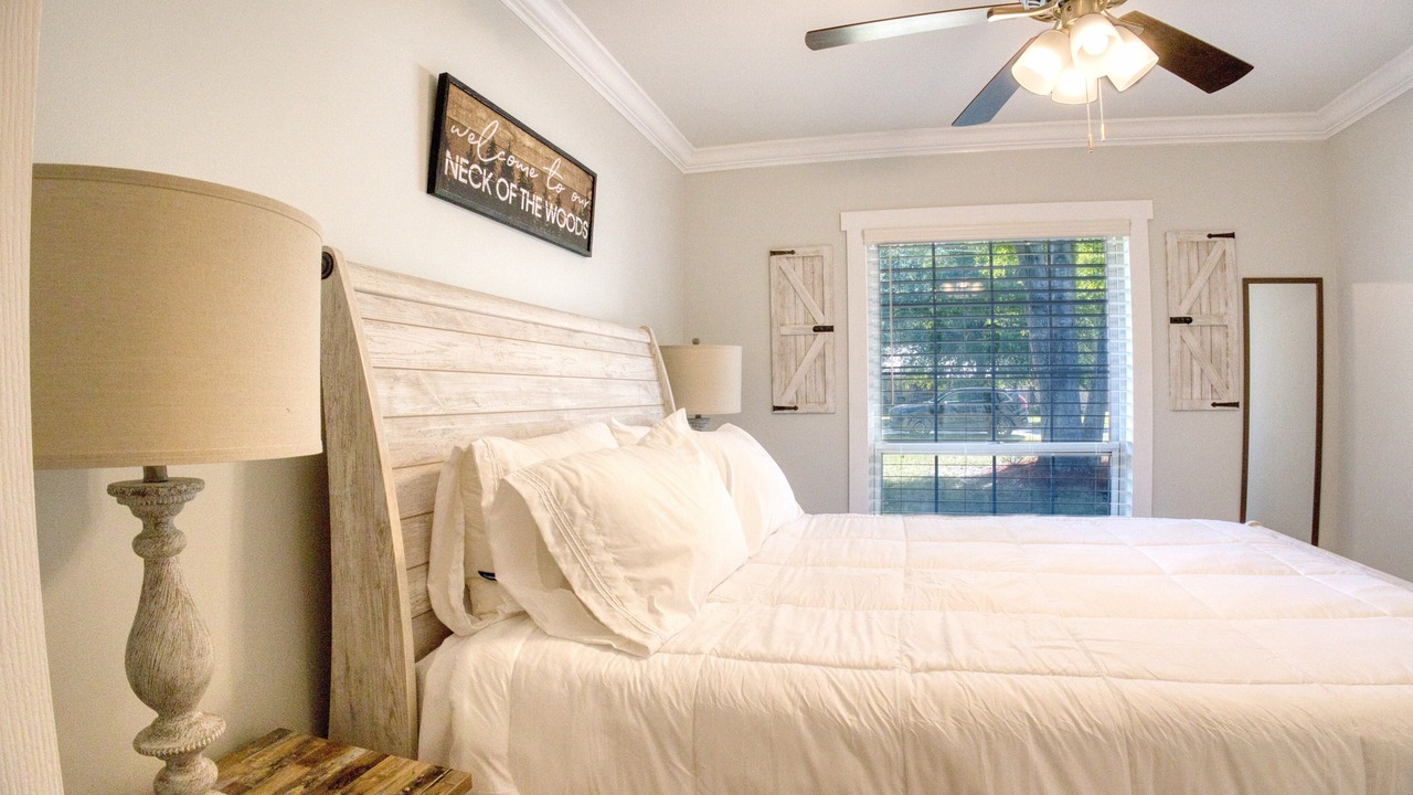Photo of Bedroom in Lake City