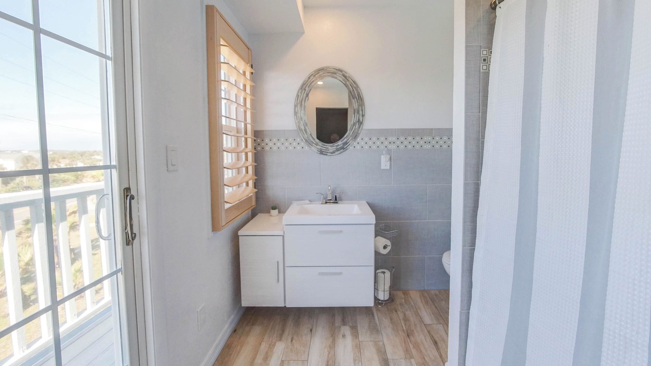 Photo of Bathroom in Painters Hill