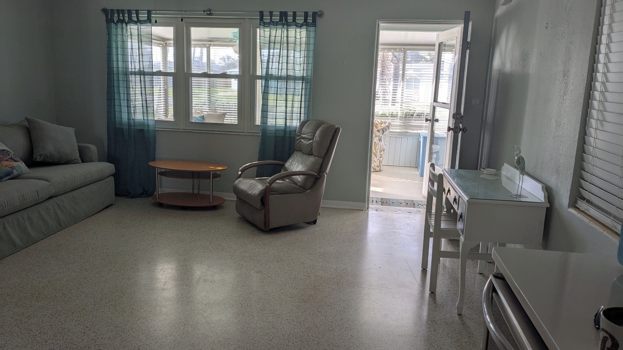 Photo of Livingroom in Glenwood