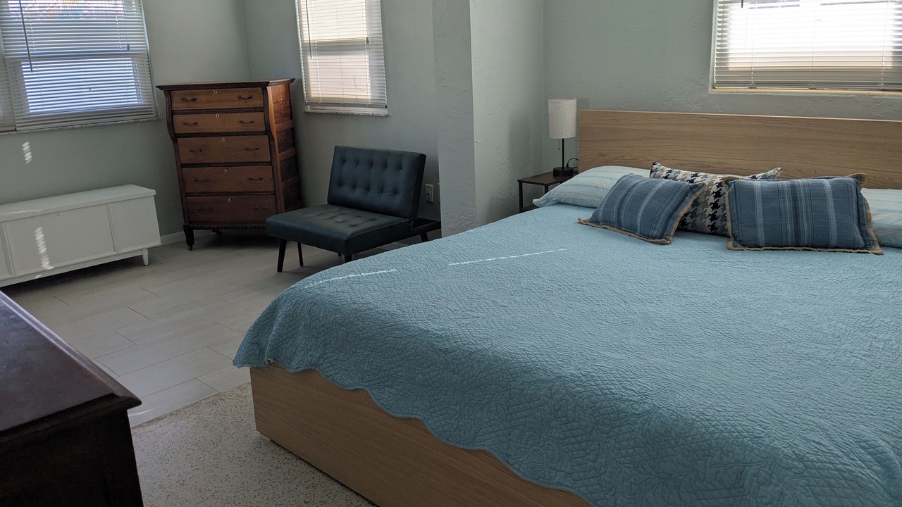 Photo of Bedroom in Glenwood