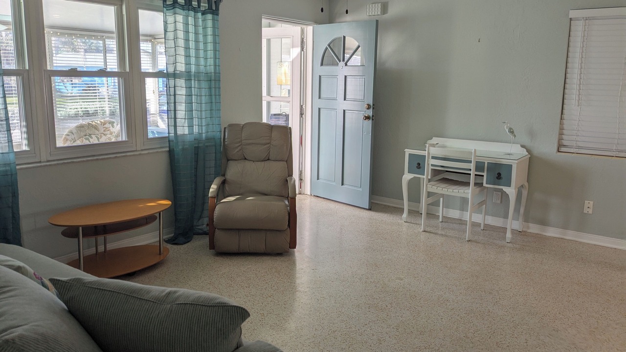 Photo of Livingroom in Glenwood