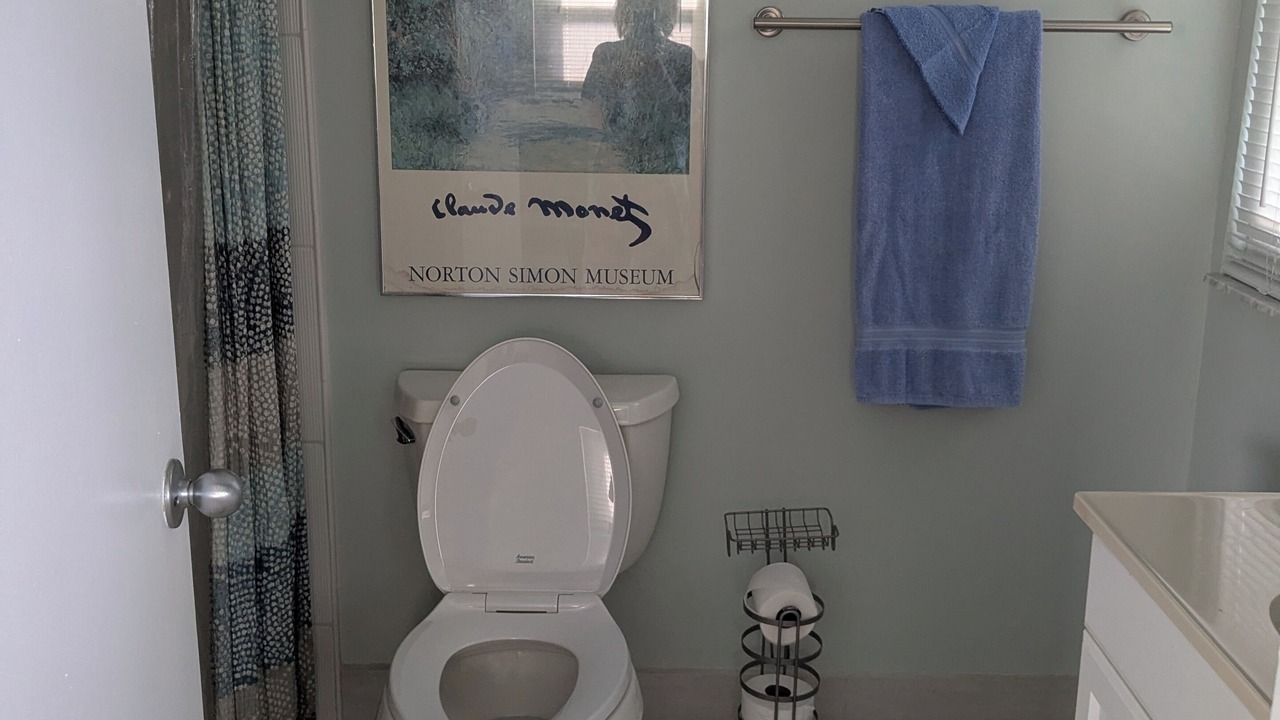 Photo of Bathroom in Glenwood