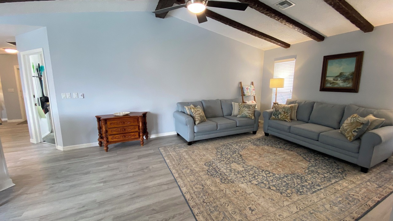 Photo of Livingroom in Lochmoor Waterway Estates