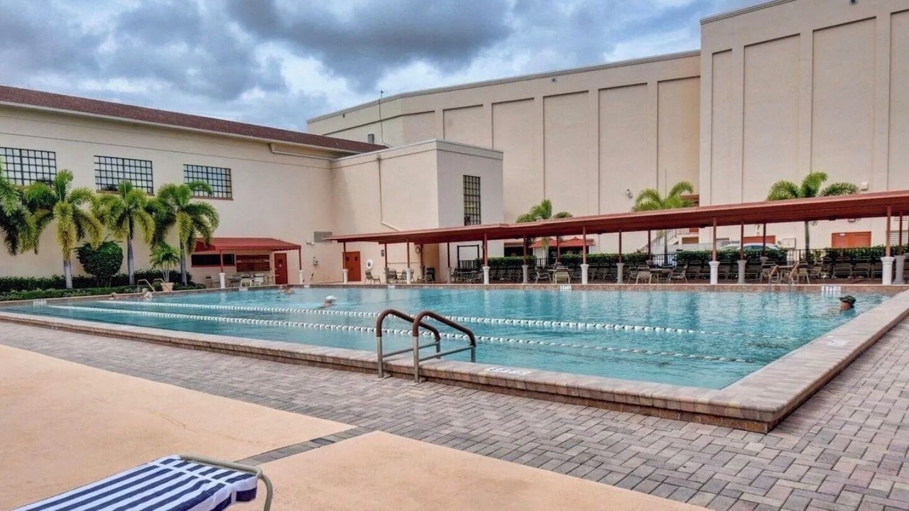 Photo of Outdoor in Hamptons at Boca Raton