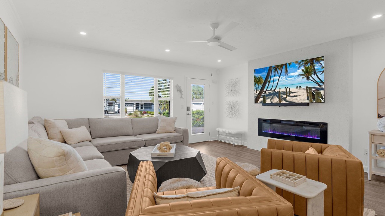 Photo of Livingroom in Bayshore Gardens