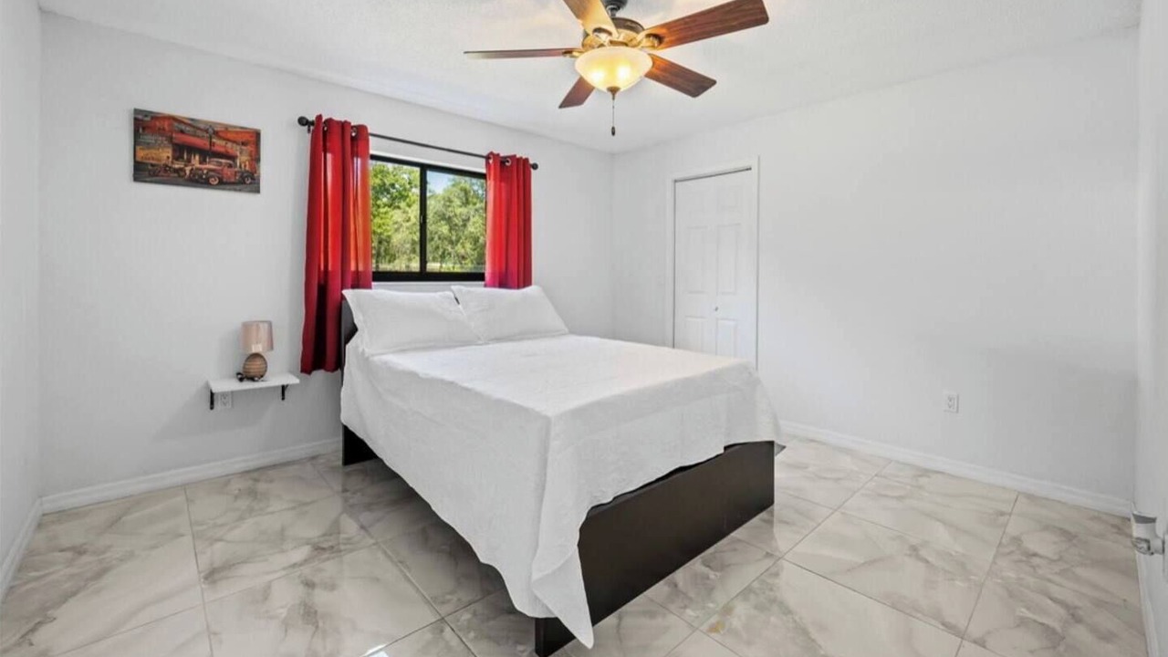 Photo of Bedroom in Spring Hill