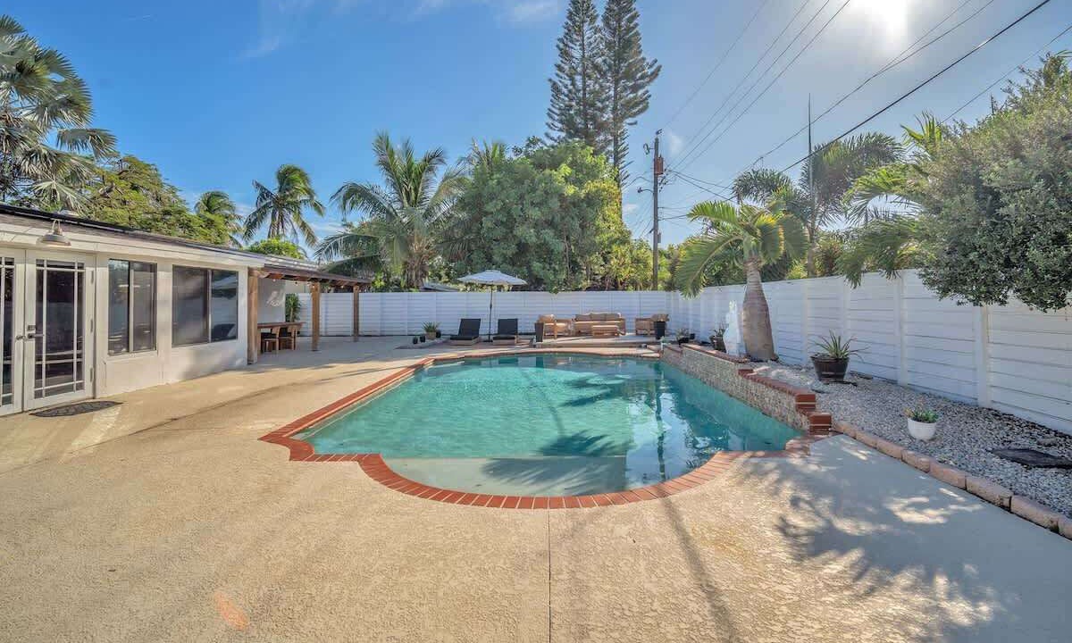 Photo of Outdoor in Beachway Estates