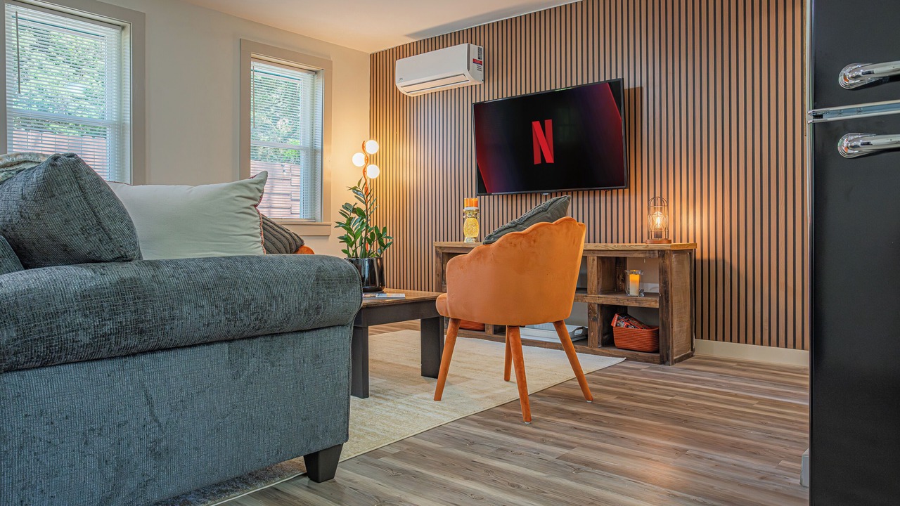 Photo of Livingroom in Knoxville
