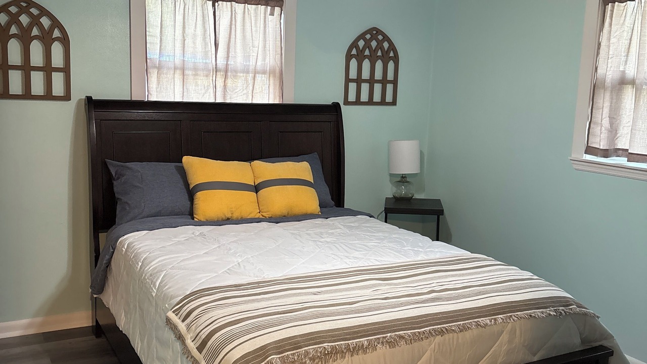 Photo of Bedroom in Pine Ridge