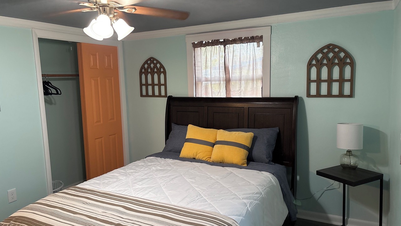 Photo of Bedroom in Pine Ridge