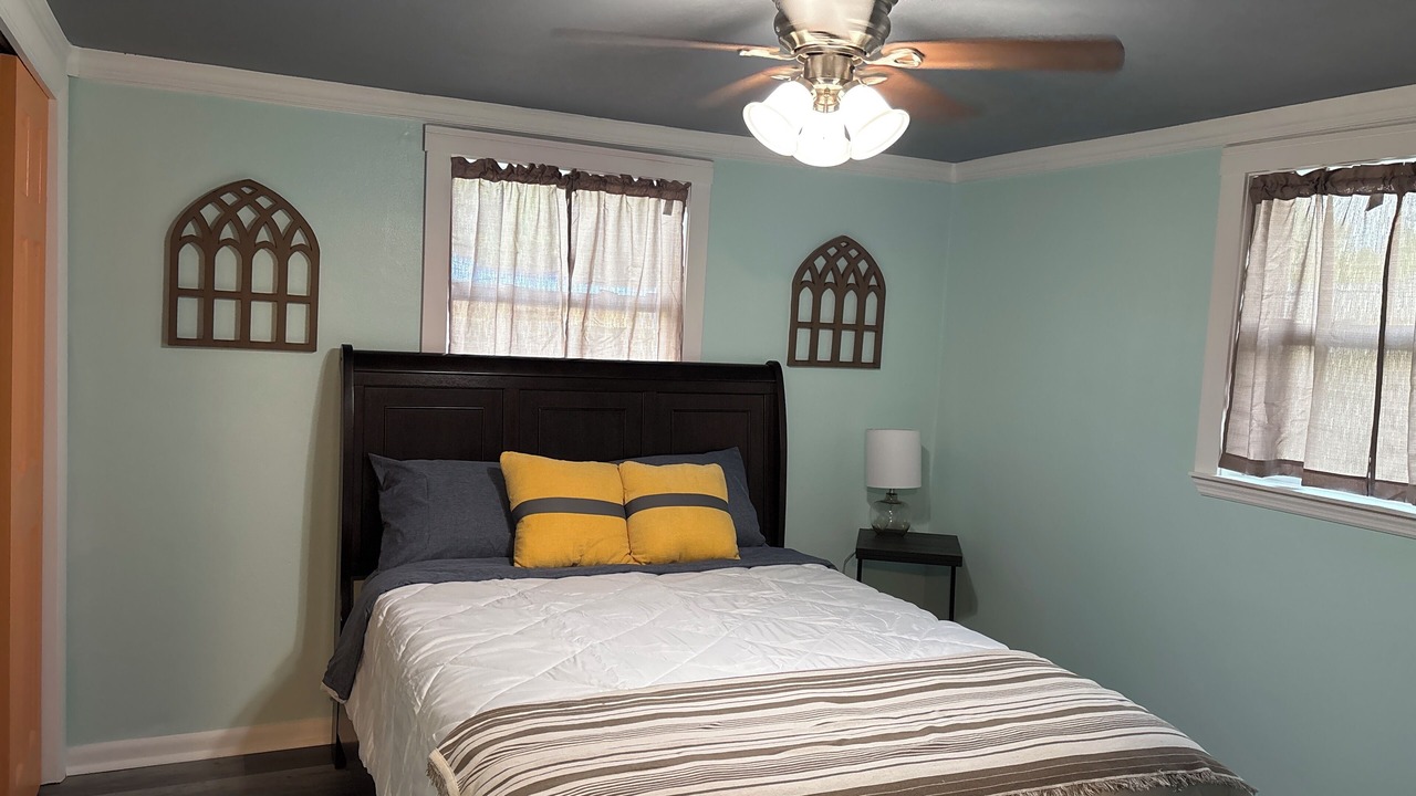 Photo of Bedroom in Pine Ridge