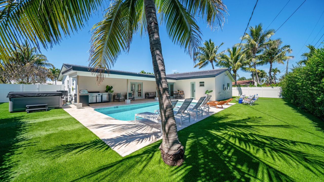 Photo of Outdoor in Lighthouse Point