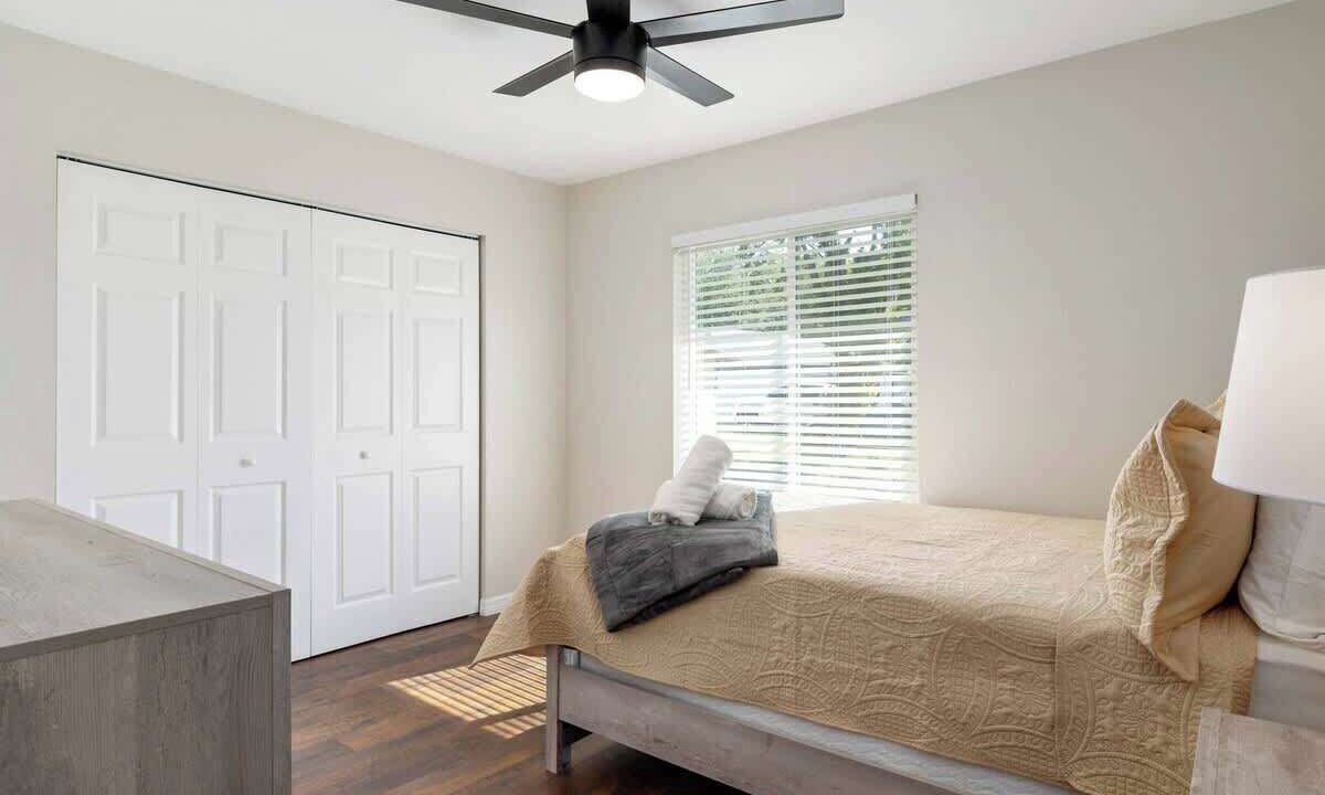 Photo of Bedroom in Wesley Chapel