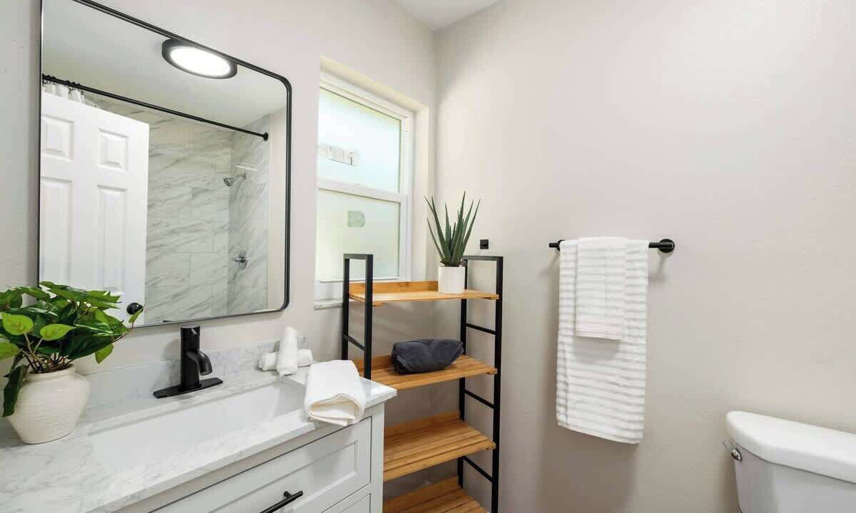 Photo of Bathroom in Wesley Chapel