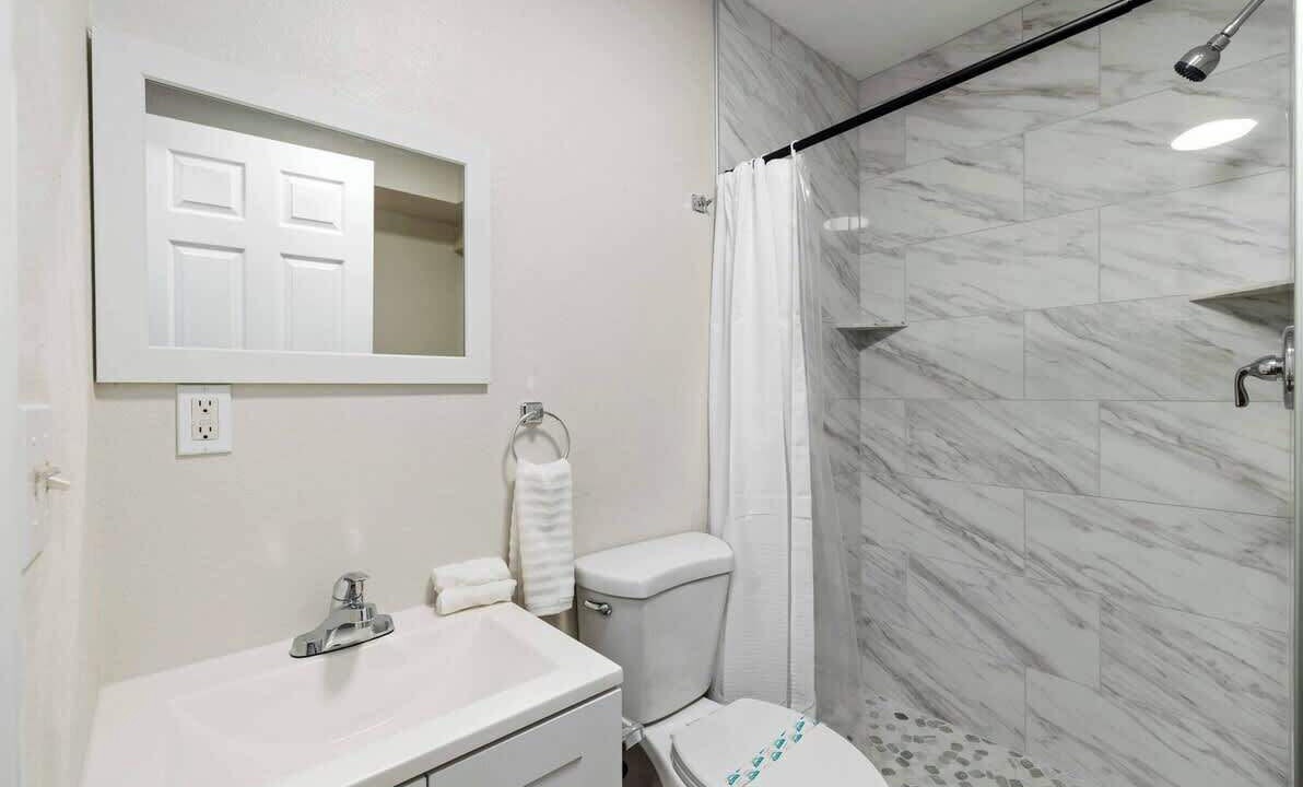 Photo of Bathroom in Wesley Chapel