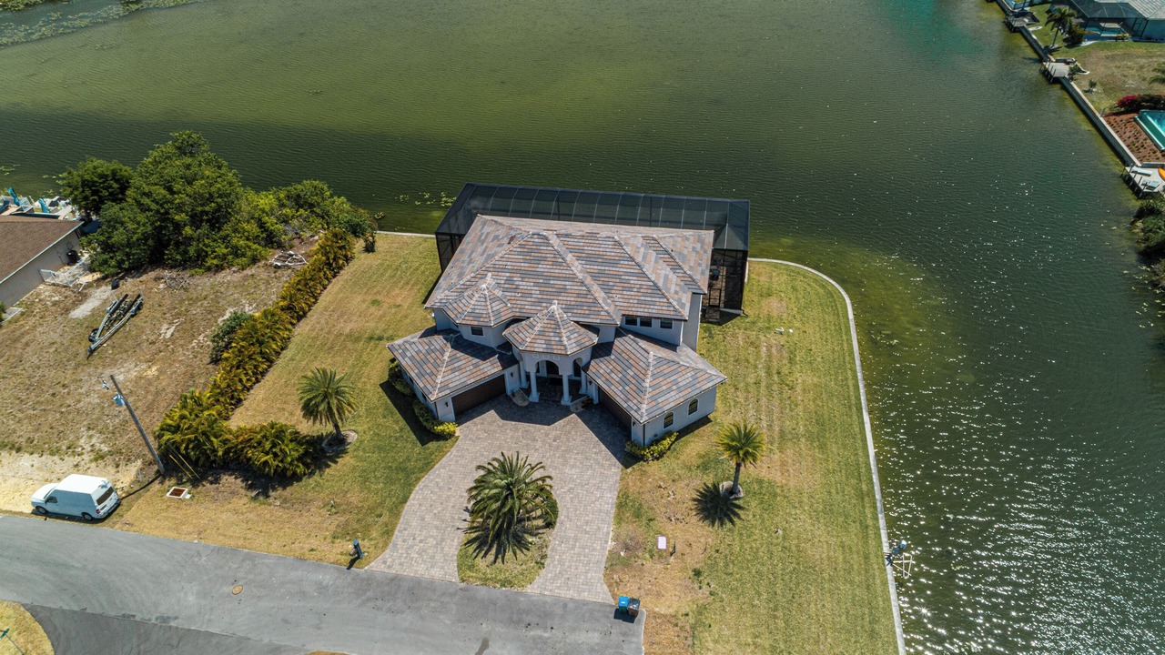 Photo of Outdoor in Diplomat