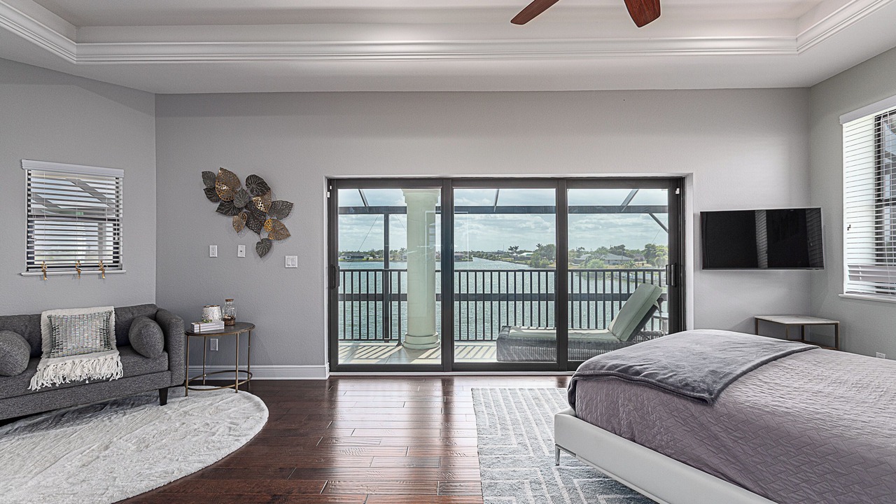 Photo of Bedroom in Diplomat