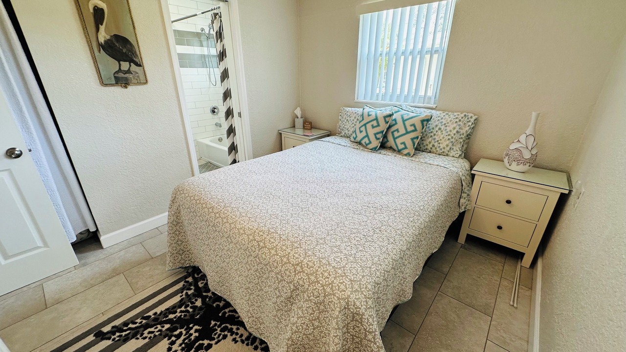Photo of Bedroom in Crystal Beach