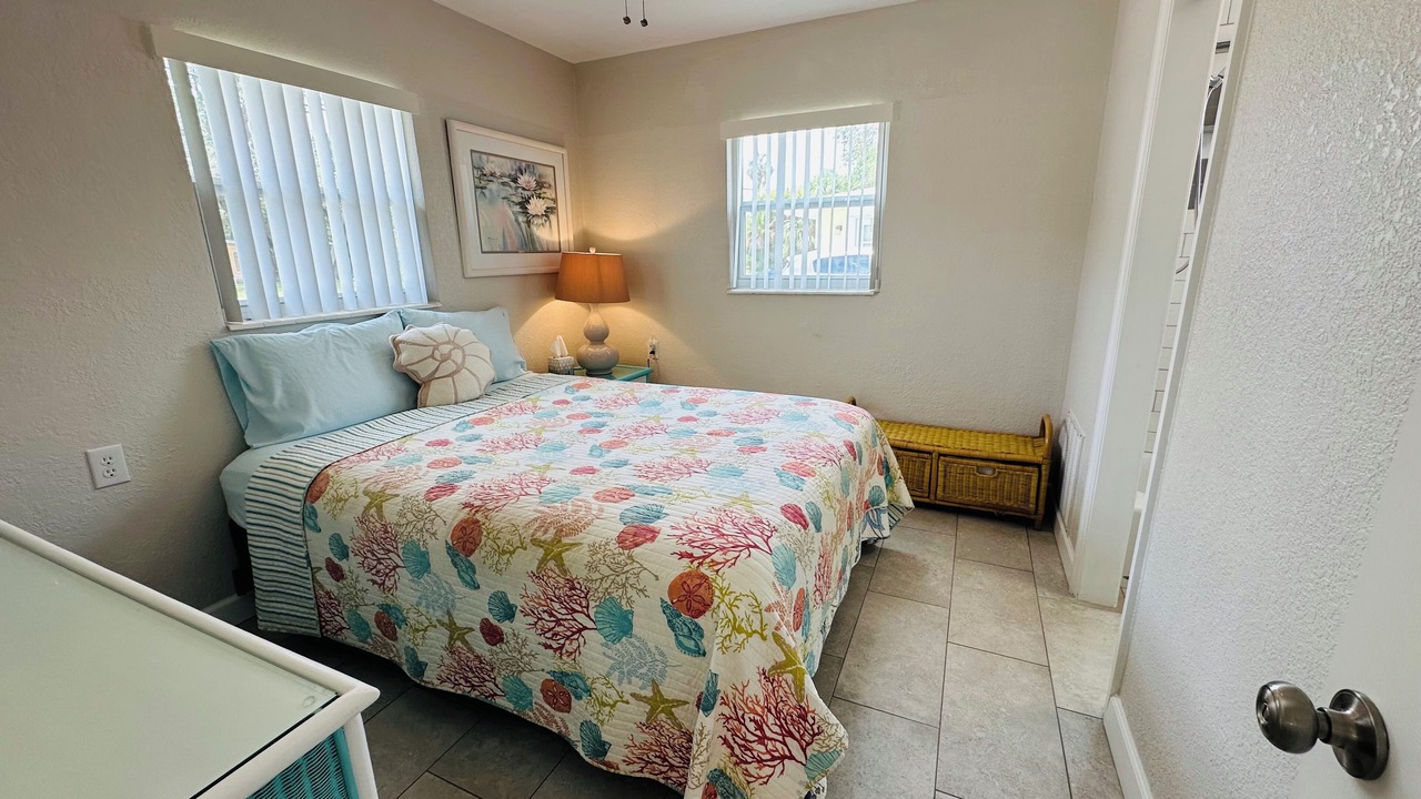 Photo of Bedroom in Crystal Beach