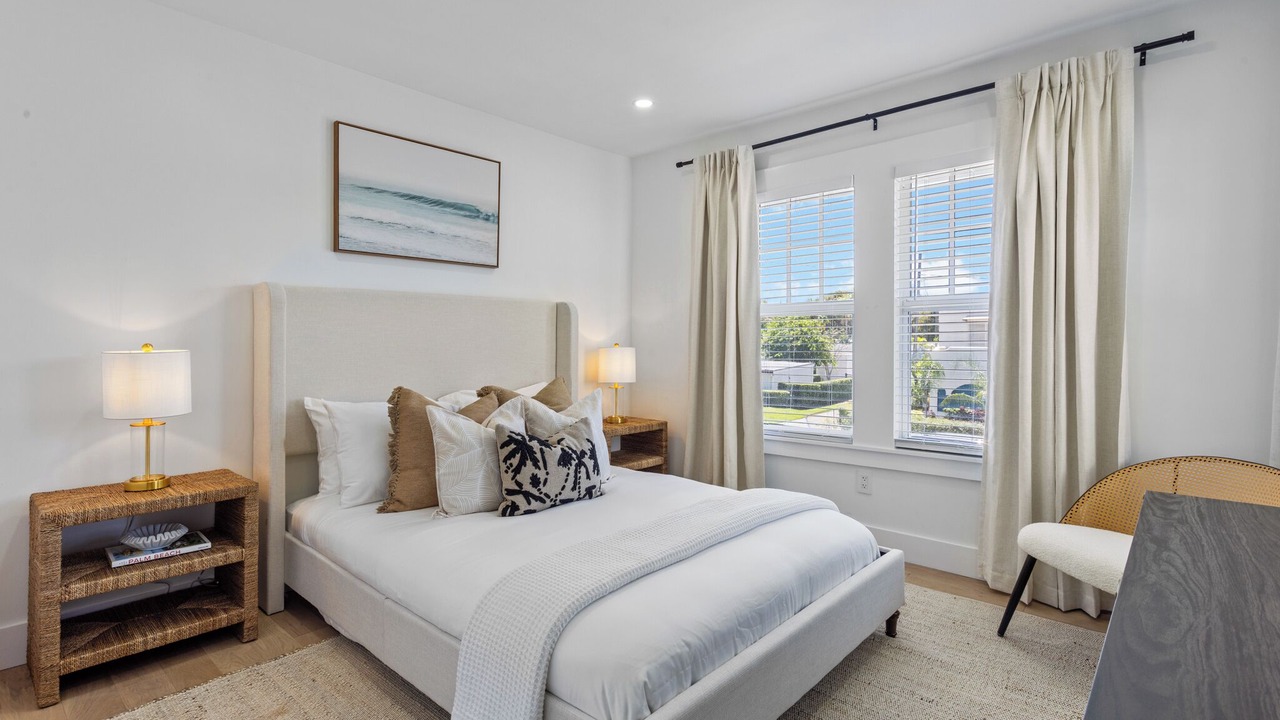 Photo of Bedroom in Northwood Shores