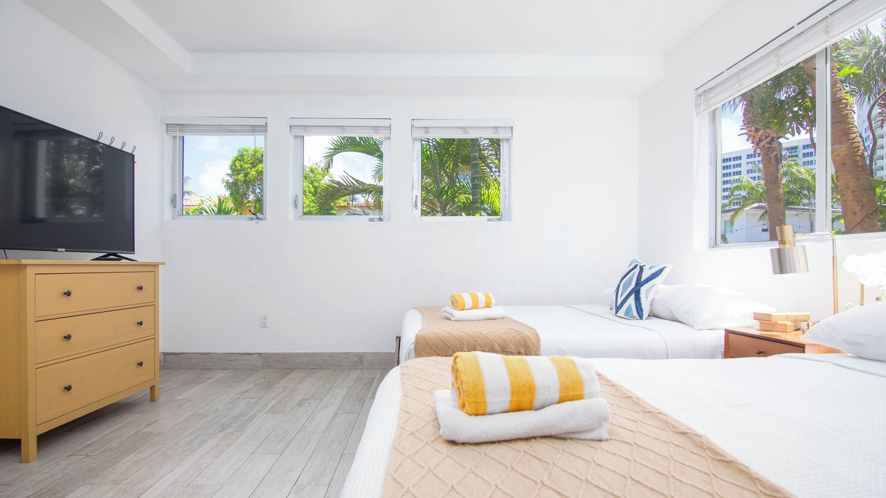 Photo of Bedroom in West Avenue