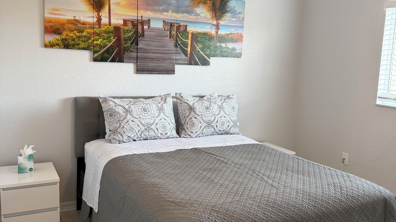 Photo of Bedroom in Harris