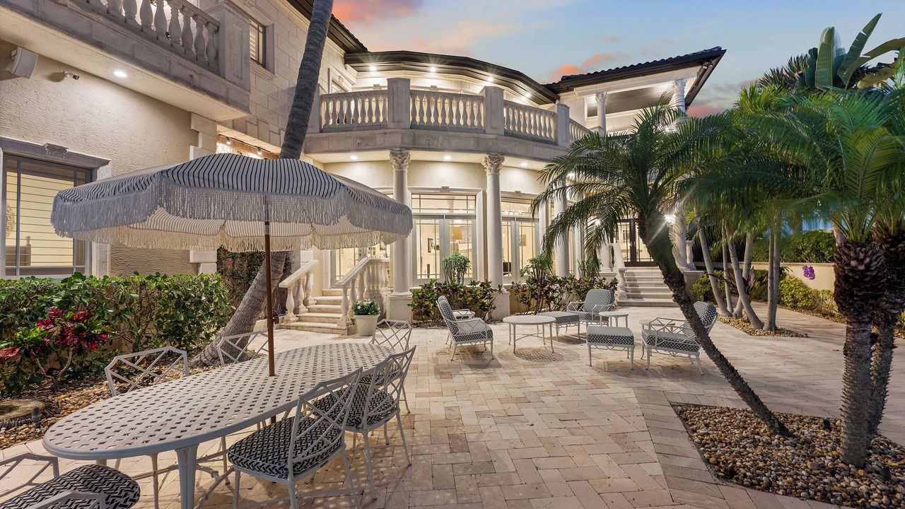 Photo of Outdoor in Palm Beach - West Palm Beach