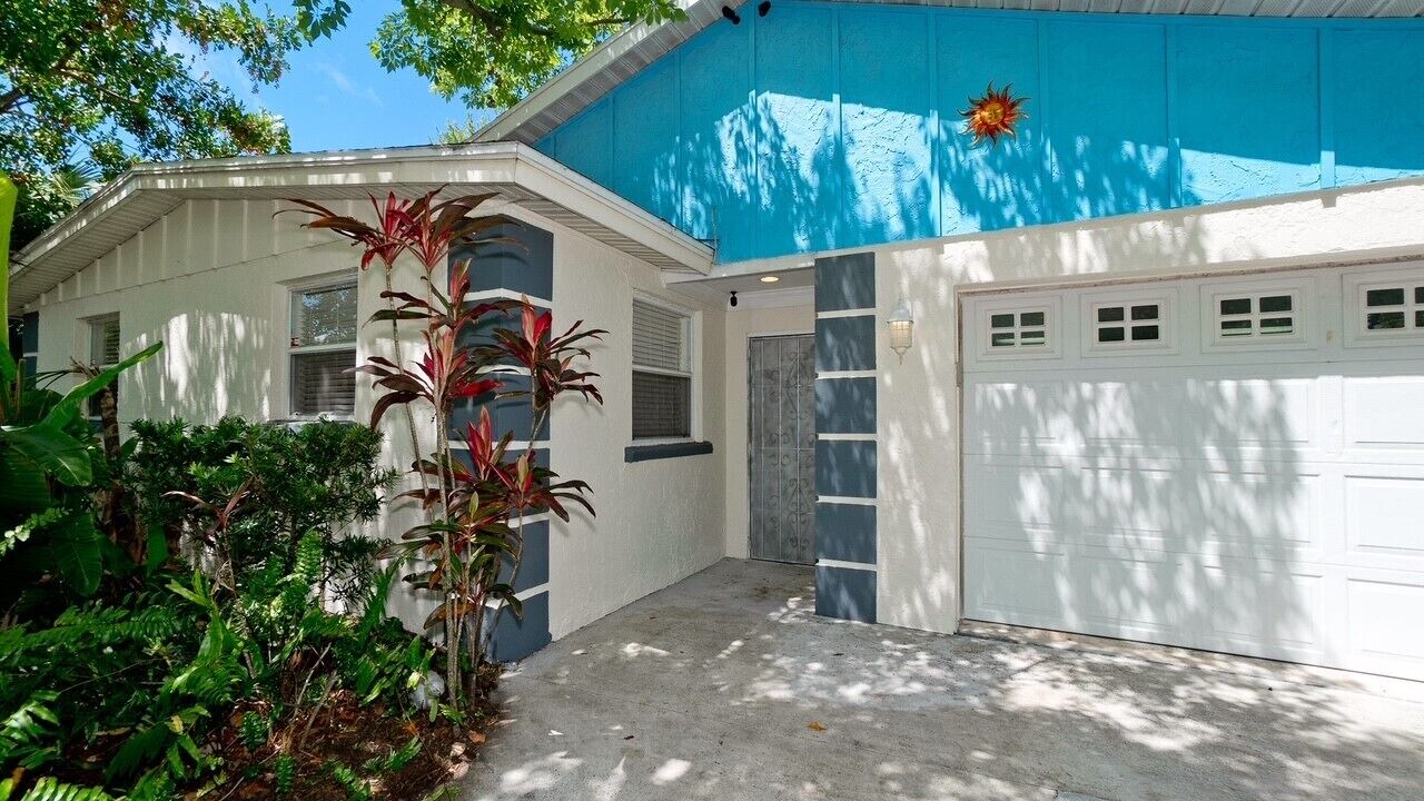 Photo of Outdoor in Bayshore Gardens