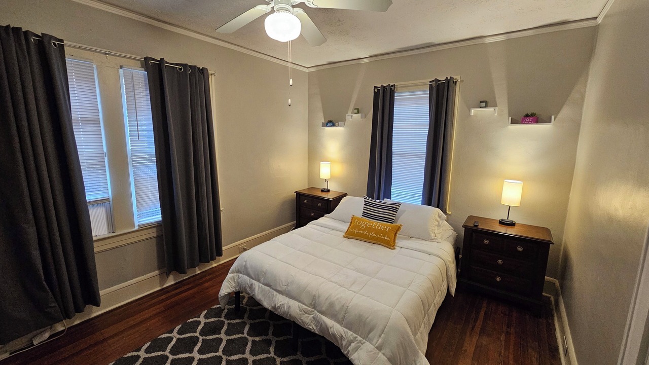 Photo of Bedroom in Riverside