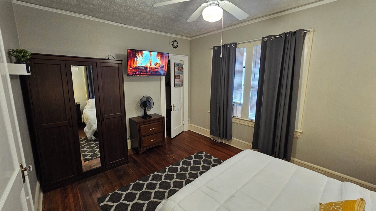 Photo of Bedroom in Riverside