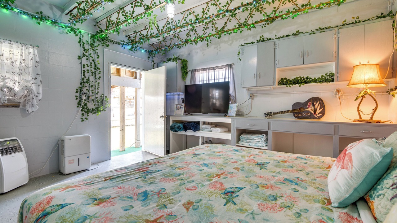 Photo of Bedroom in South Waterfront Park