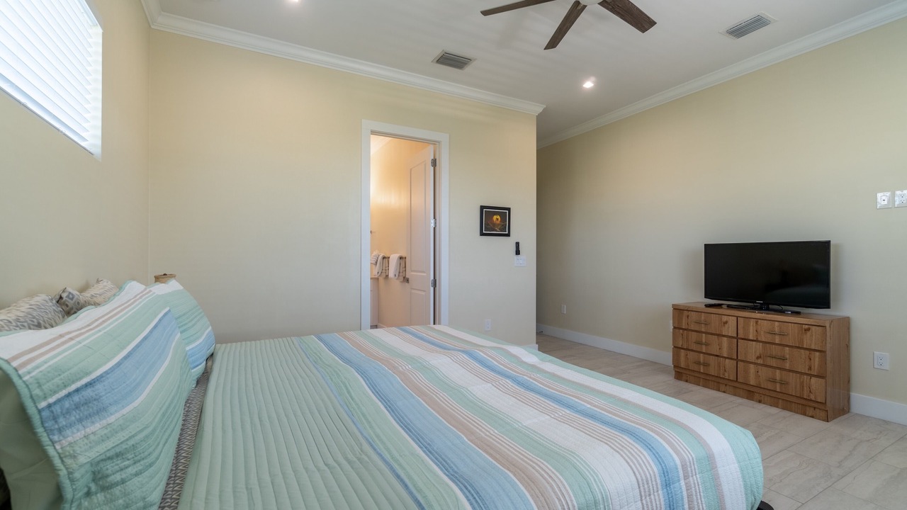 Photo of Bedroom in Breezeswept Beach Estates