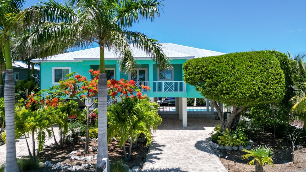 Photo of Outdoor in Breezeswept Beach Estates