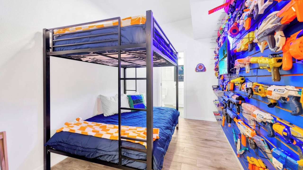 Photo of Bedroom in Madeira Beach