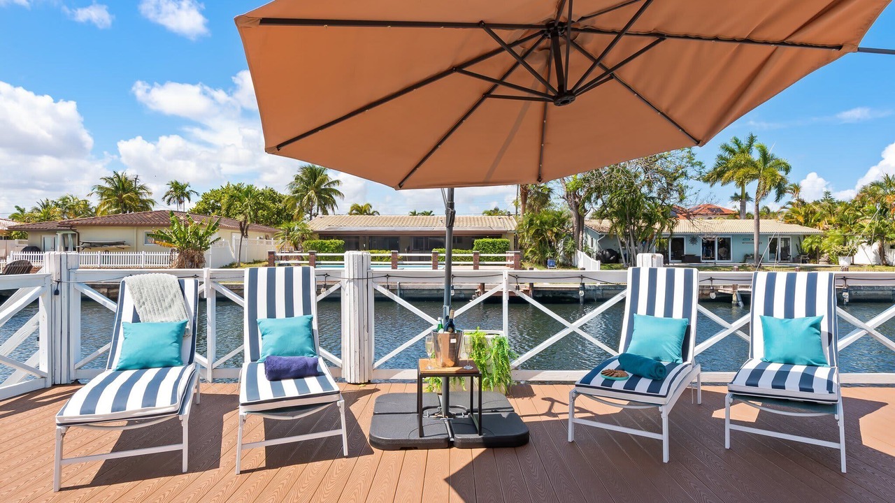 Photo of Others in Coral Ridge Isles