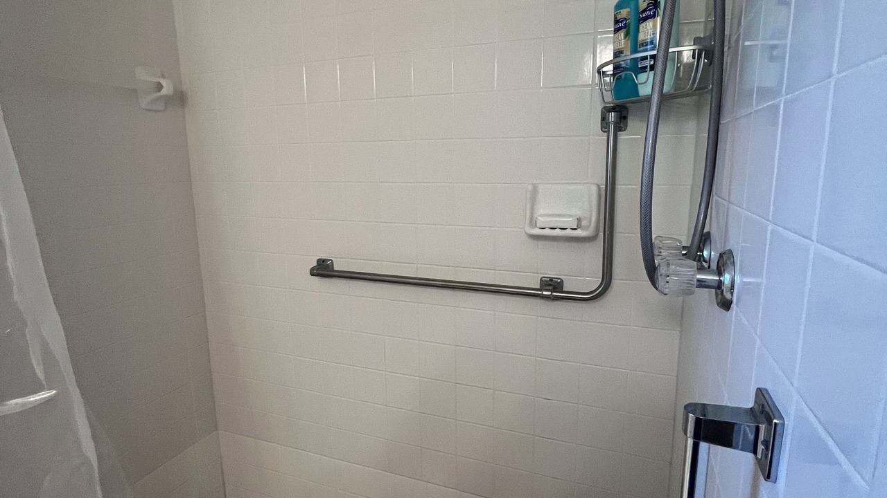 Photo of Bathroom in Pine Ridge