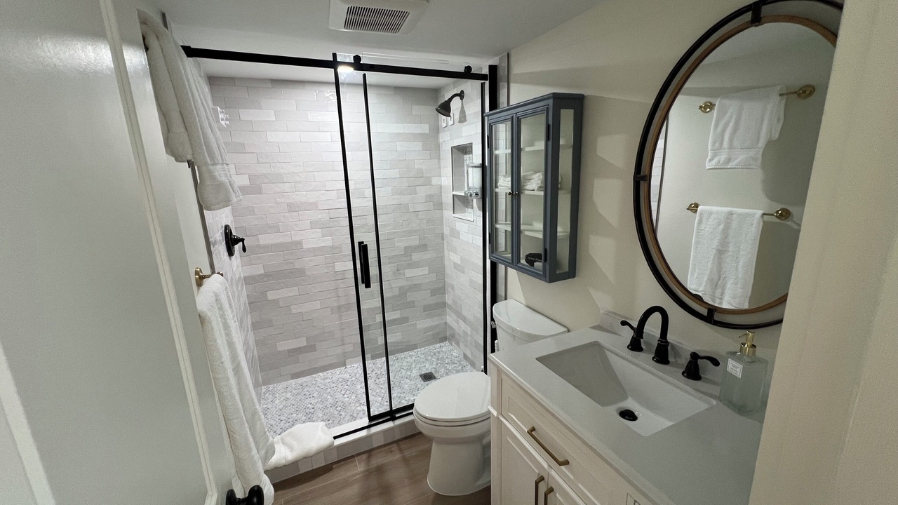 Photo of Bathroom in Beachview Country Club Estates