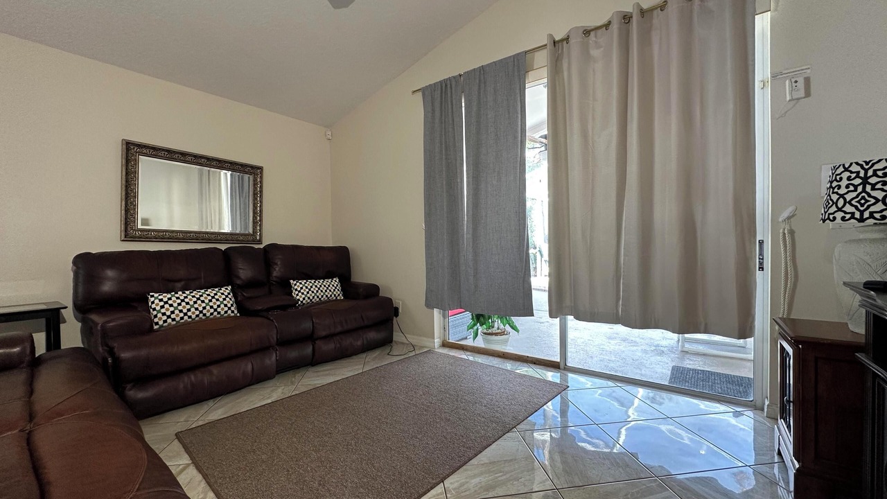 Photo of Livingroom in Highlands Reserve