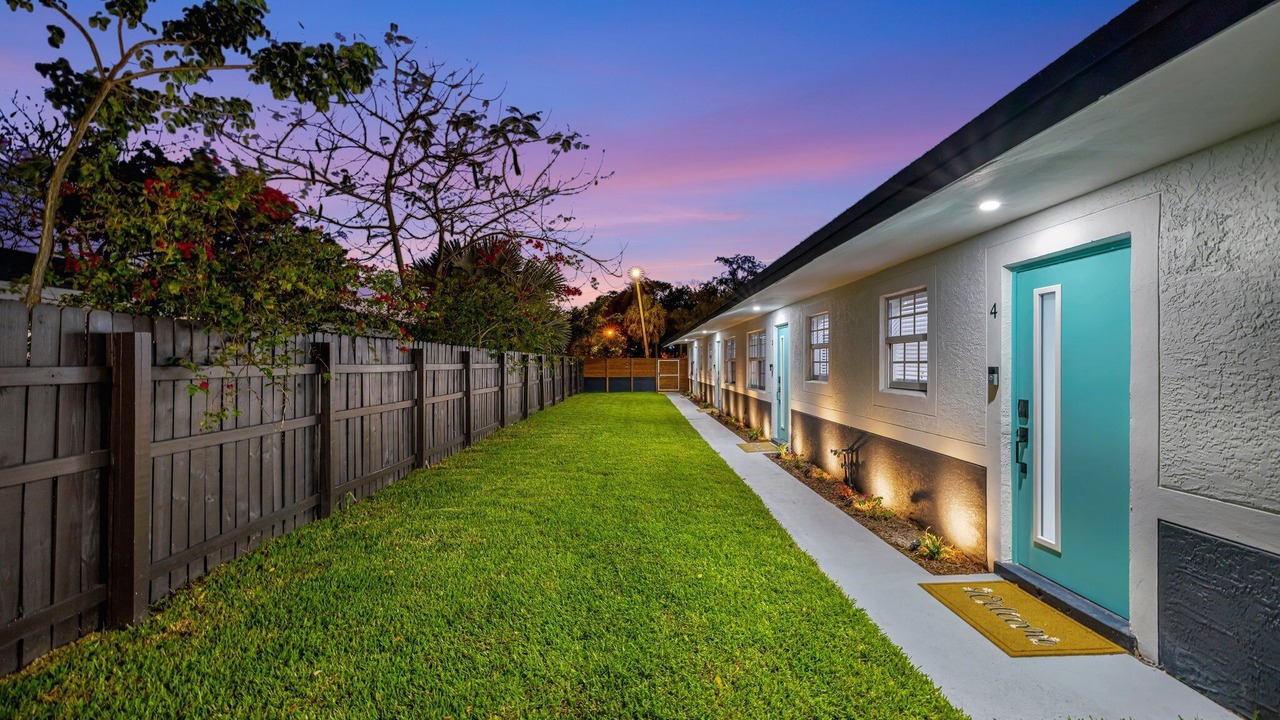 Photo of Outdoor in Flagler Village