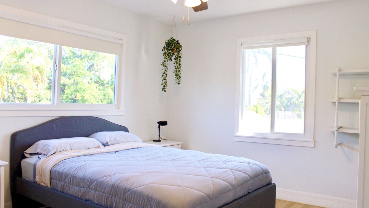 Photo of Bedroom in Lauderdale Isles
