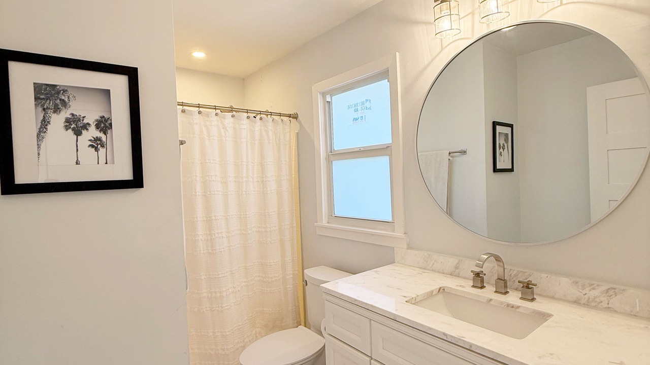 Photo of Bathroom in Lauderdale Isles