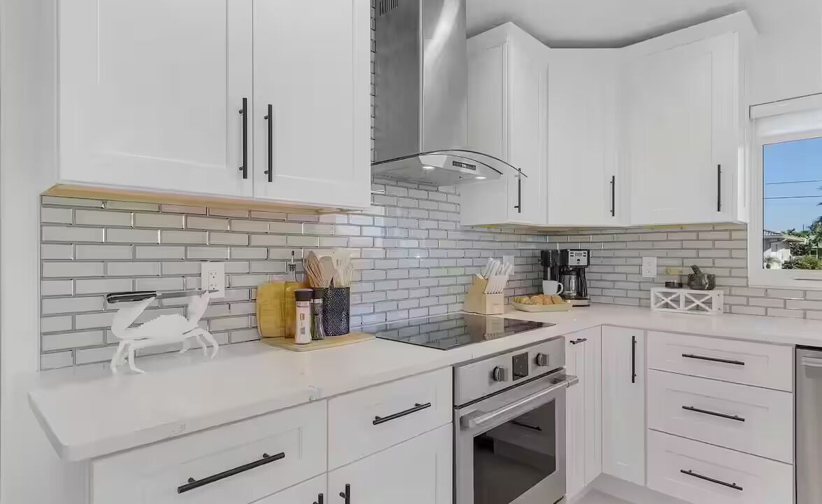 Photo of Kitchen in Yacht Club