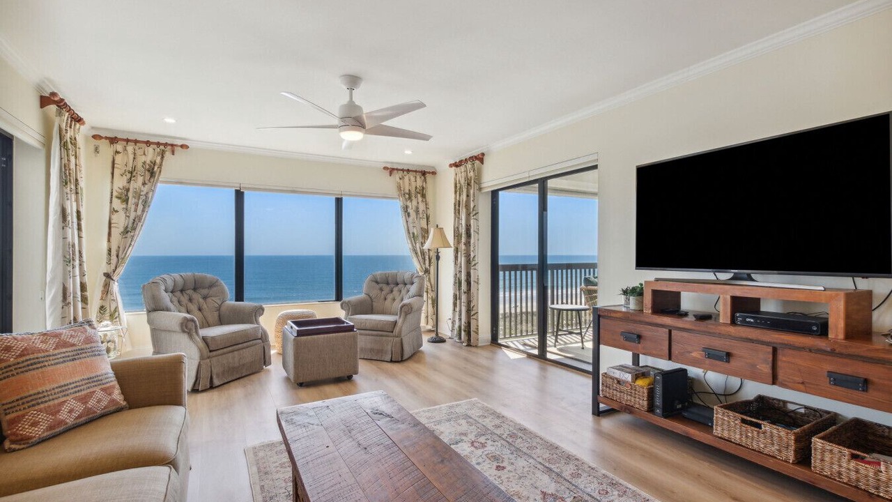 Photo of Livingroom in Amelia City